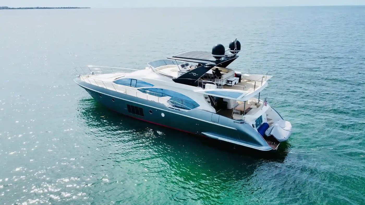 Azimut 70