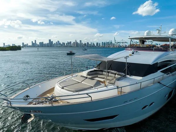 SeaLux yacht photo