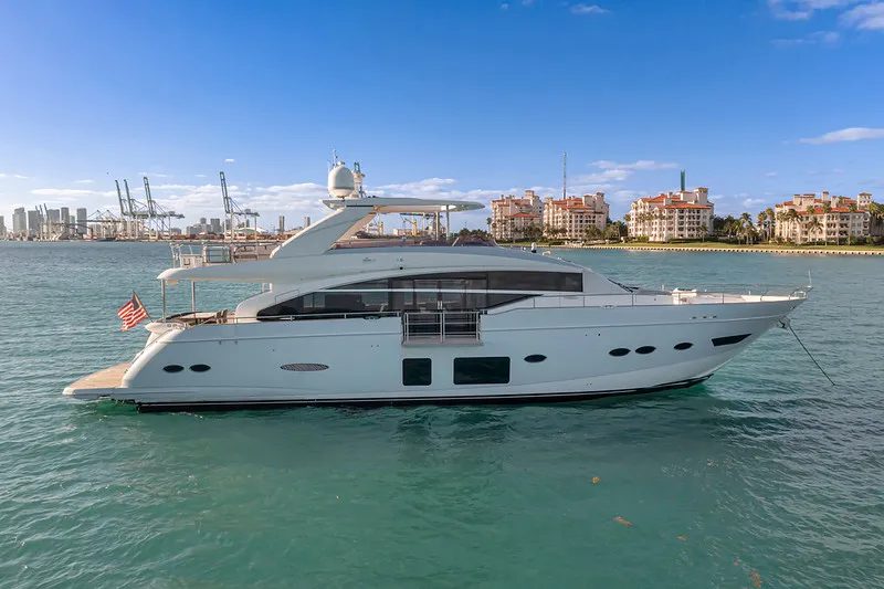 SeaLux yacht photo